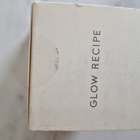 GLOW RECIPE Plum Plump Hyaluronic Serum Deep Hydration Glow Serum NEW 1 FL oz - Picture 2 of 4